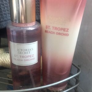 Victoria’s Secret St. Tropez lotion & fragrance mist duo.